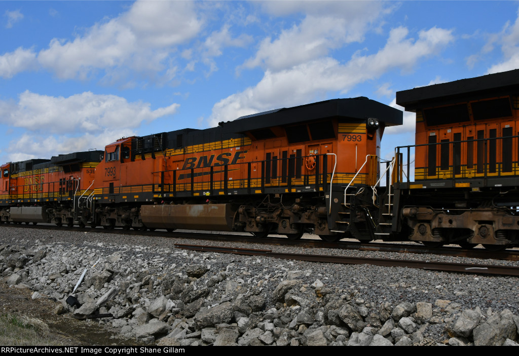 BNSF 7993